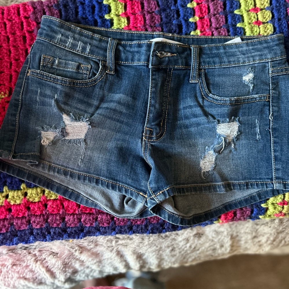 Klique Jean shorts CUTE